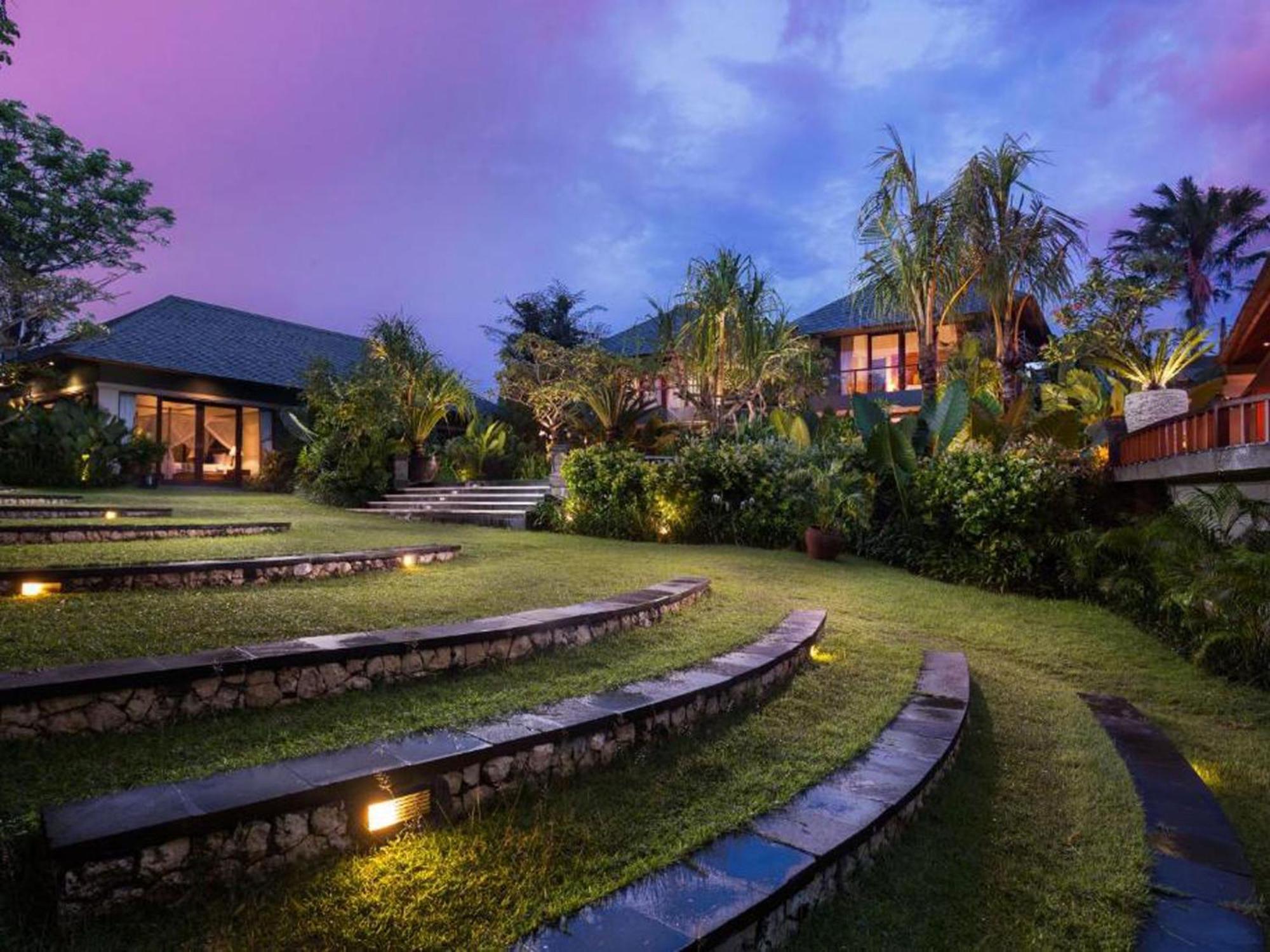 เดอะศานติ เรสซิเดนซ์ Hotel นูซาดูอา ภายนอก รูปภาพ